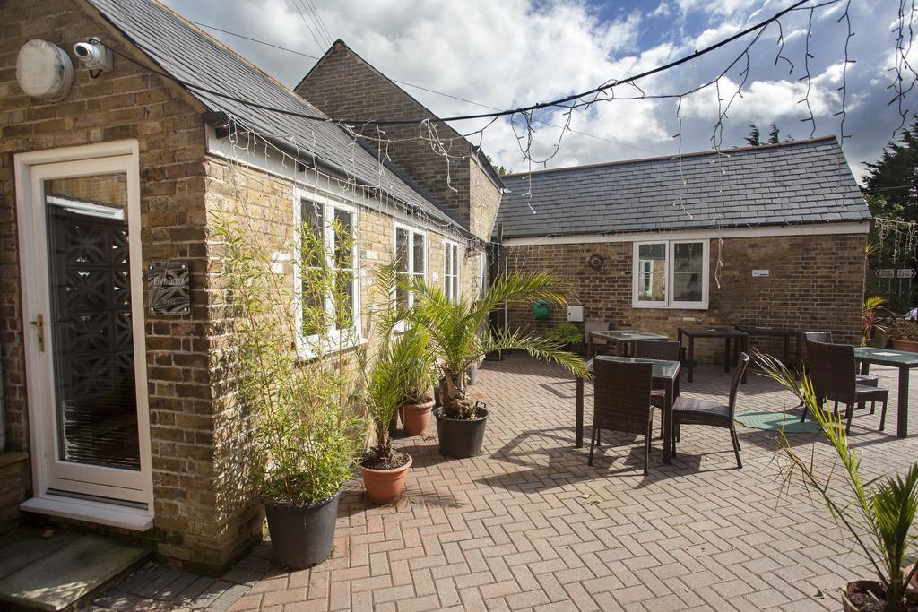 The Five Bells Hotel Deal Luaran gambar