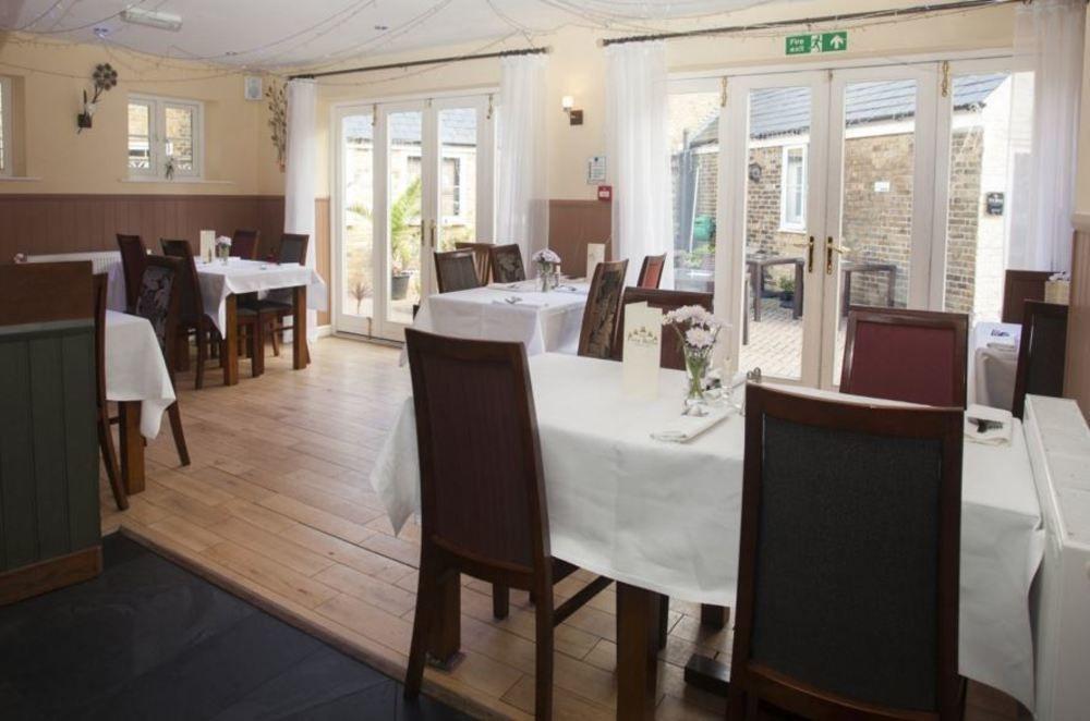 The Five Bells Hotel Deal Luaran gambar